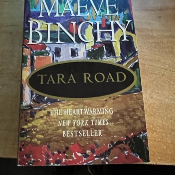 Boxed Set Maeve Binchy paperback book in excellent condition - Picture 6 of 9